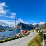 Hamnoya Bridge Panorama Holiday home *