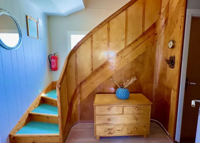 Hamnoya Bridge Panorama Semesterbostad