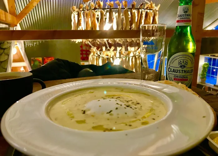 Hamnoya Bridge Panorama Reine