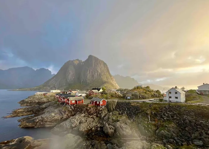 Hamnoya Bridge Panorama Semesterbostad Reine