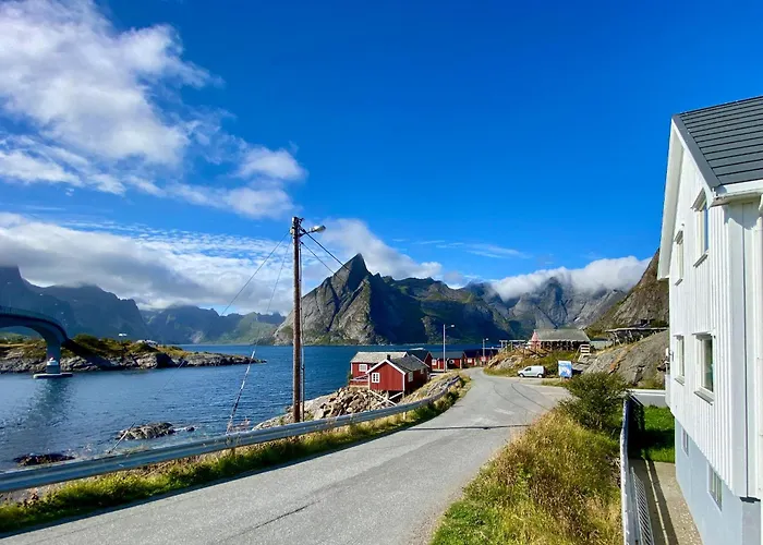 Hamnoya Bridge Panorama Semesterbostad *